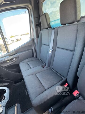 Araç taşıma çekicisi Mercedes-Benz Sprinter 519