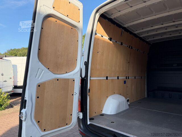 Furgoneta de caja alta MERCEDES-BENZ Sprinter 319 CDI Kasten 3,5t ALLRAD 4x4 L2H2