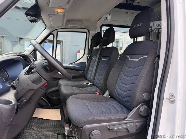 Kastenwagen hoch IVECO Daily 3,0L Diesel 35S18 Kasten Mixto *AHK3,5t*