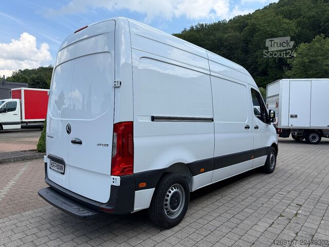 Bestelwagen met verhoogd dak MERCEDES-BENZ Sprinter 211 CDI Kasten L2H2 *ORIGINAL 950km* AC