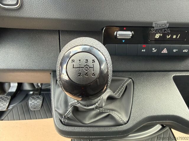 Βαν με ψηλή οροφή MERCEDES-BENZ Sprinter 211 CDI Kasten L2H2 *ORIGINAL 950km* AC