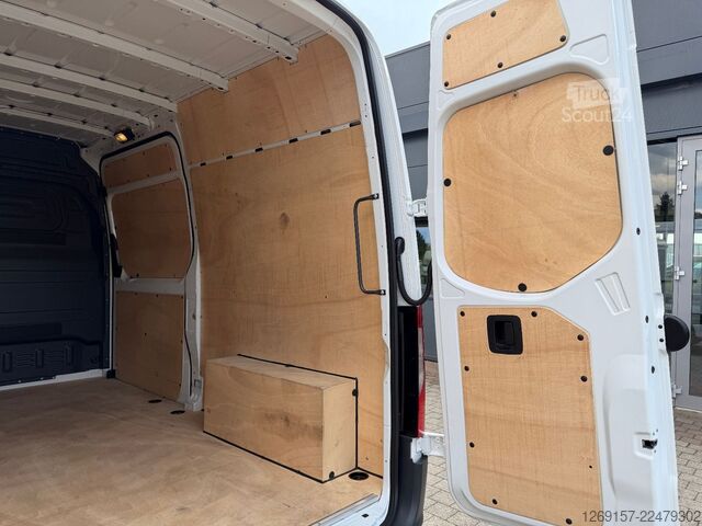 Βαν με ψηλή οροφή MERCEDES-BENZ Sprinter 211 CDI Kasten L2H2 *ORIGINAL 950km* AC