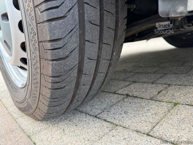 Βαν με ψηλή οροφή MERCEDES-BENZ Sprinter 211 CDI Kasten L2H2 *ORIGINAL 950km* AC