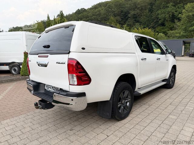 Furgons TOYOTA Hilux 2,4D Double Cab Comfort 4x4 Hardtop Autom.