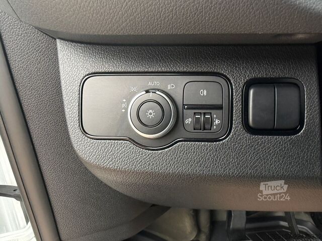 Фургон с высокой крышей MERCEDES-BENZ Sprinter 314 CDI Kasten L1H2 3.5t Werkzeugregale