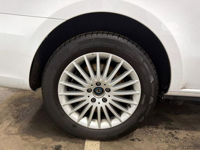 Kleinbus MERCEDES-BENZ Vito 116 CDI 4x4 PRO extralang STANDHZ NAV KAM