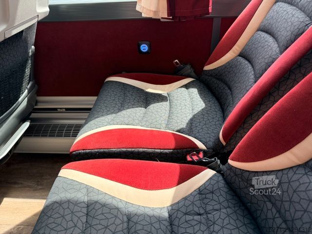 Turistični avtobus SETRA S 516 HD/2 48+2+1