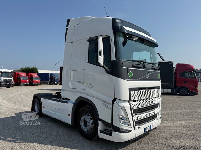 Cap tractor standard Volvo fh 500 i save