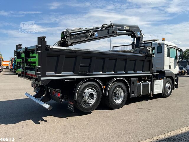 Darus billenőplatós teherautó Man TGS 26.360 Euro 6 Hiab 18 Tonmeter laadkraan Ju...