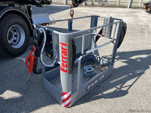 üç yollu vinçli damperli kamyon Iveco Eurocargo 180e28