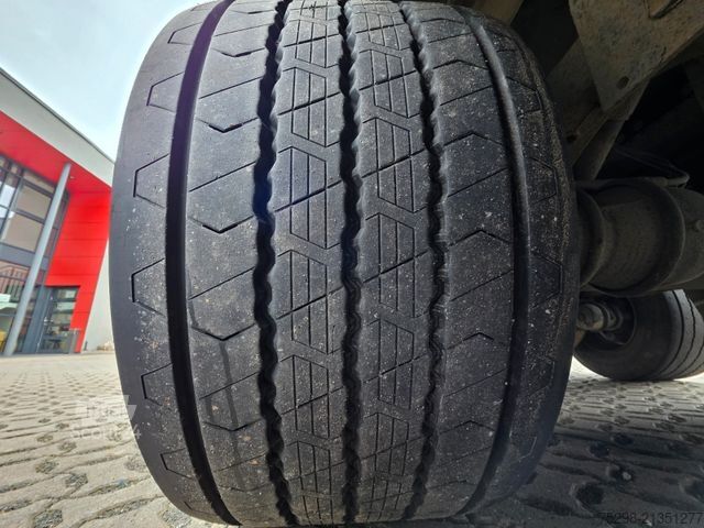 Atvērta puspiekabe ar tentu KRONE SD / Hubdach / EDSCHA / Mega / Liftachse