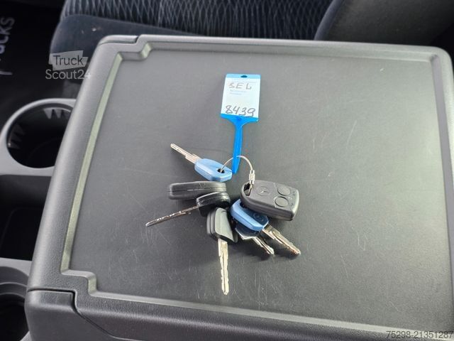 Фургон (грузовой автомобиль) MERCEDES-BENZ Atego 1223 / Ladebordwand