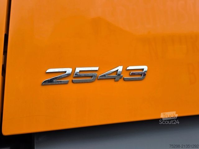 Macara montată pe camion MERCEDES-BENZ Actros 2543 / Baustoff/Retarder/Lenk-Liftachse