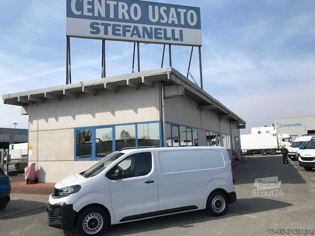 Panelová dodávka Opel VIVARO 2.0 145 L2H1