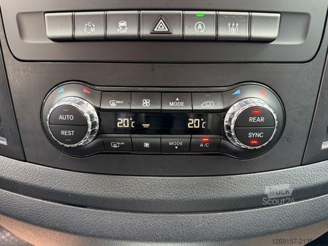Мікроавтобус MERCEDES-BENZ Vito Tourer 116CDI Edition LANG 7-Sitze LED