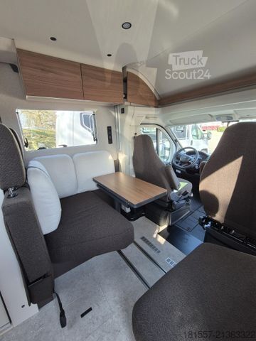 Полуинтегрированный автодом BÜRSTNER Signature SFT 7.4 180PS, 18, AHK, Markise