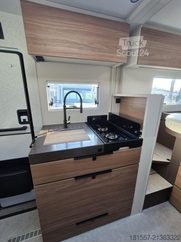 Полуинтегрированный автодом BÜRSTNER Signature SFT 7.4 180PS, 18, AHK, Markise