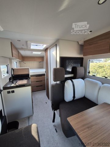 Полуинтегрированный автодом BÜRSTNER Signature SFT 7.4 180PS, 18, AHK, Markise
