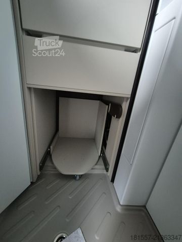 Автодом BÜRSTNER Papillon PC 6.0 Schlafdach / 4-Personen Zulassun