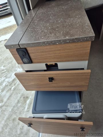 Автодом BÜRSTNER Papillon PC 6.0 Ohne Schlafdach / 140 PS Automat