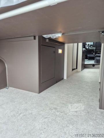 Автодом BÜRSTNER Papillon PC 6.0 Ohne Schlafdach / 140 PS Automat