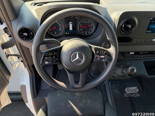 Minibus MERCEDES-BENZ Sprinter 317 CDI AHK*SCHWING*MBUX*NAVI*RFK*KLIMA