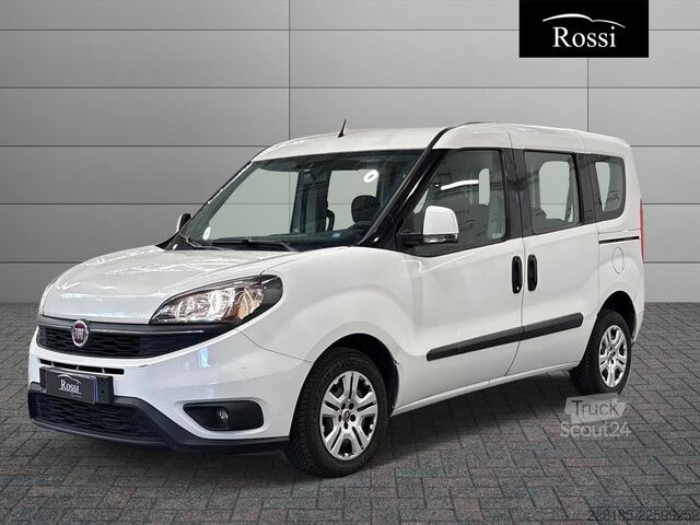 Kompakt van FIAT Doblo Cargo 2015 - Doblo cargo combi N1 1.6 mjt 16v 105cv E6