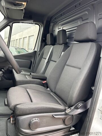 Fourgon avec toit surélevé Mercedes-Benz Sprinter 317 CDI L2H2
