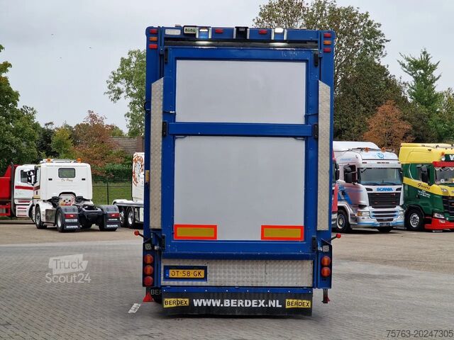 Transport de bétail Berdex 0S1227 - 3 deck Livestock - Loadlift - Steering...