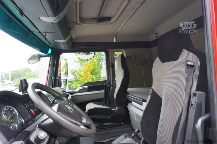 Traktora vienība MAN TGX 33.640 6x4 tractor unit / GVM 70 t