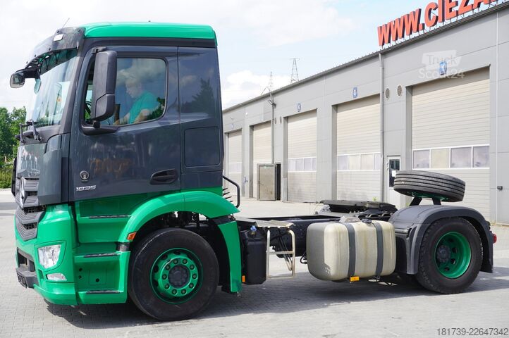 TRAKTORI Mercedes-Benz Actros 1835 tractor unit / 90 tho. km