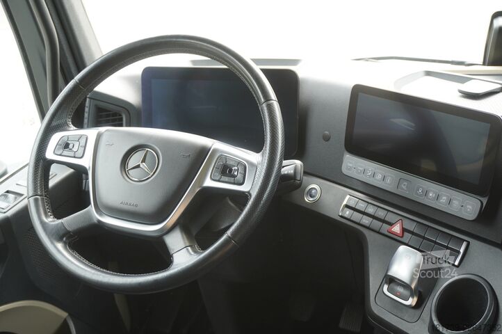 Traktoriyksikkö Mercedes-Benz Actros 1843 MP5 tractor unit