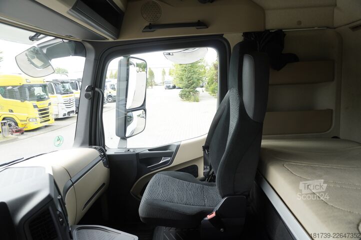 Traktoriyksikkö Mercedes-Benz Actros 1843 MP5 tractor unit