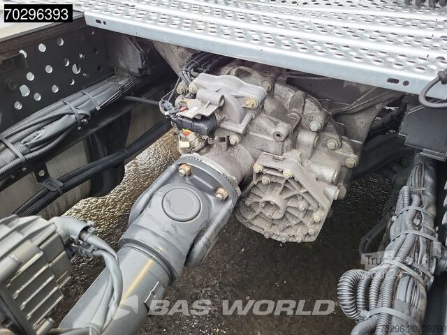 Standard-SZM Mercedes Actros 1942 4X2 GigaSpace NL-Truck Standairco N...