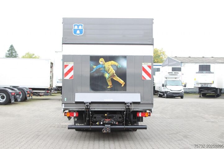 Transporter mit Pritsche & Plane MAN TGL 8.220   Plane   AHK   6,1 m   Luft   Klima