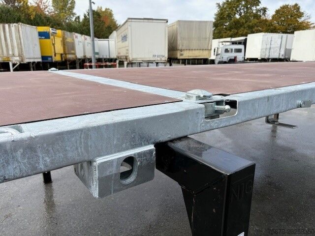 Wechselbrücke mit Pritsche & Plane Bowmann BDF-System, 7.450 mm lang, mit TWIST-LOCKS im Rahmen für Transport von 20 Fuß Containern