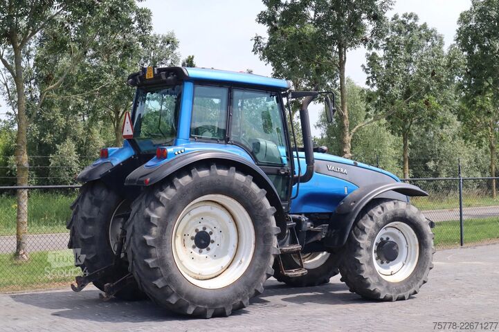 Traktor Valtra T160 AC5.5 | DUTCH MACHINE | MANUEL | POWERSHIFT