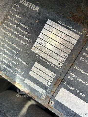 Traktor Valtra T160 AC5.5 | DUTCH MACHINE | MANUEL | POWERSHIFT
