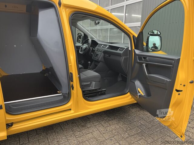 Kombi med högt tak VW Caddy 2.0 TDI L1H1 Airco Cruise controle Parkee...