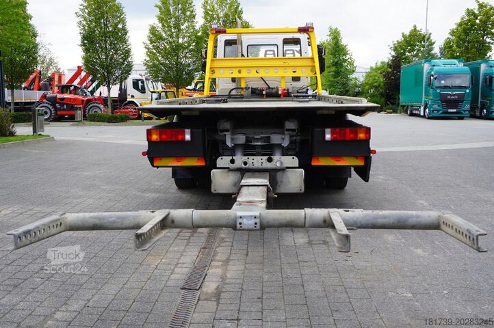 Abgesenkte Kranplattform Iveco Eurocargo 160-210 / 75,000 km! / OMARS l