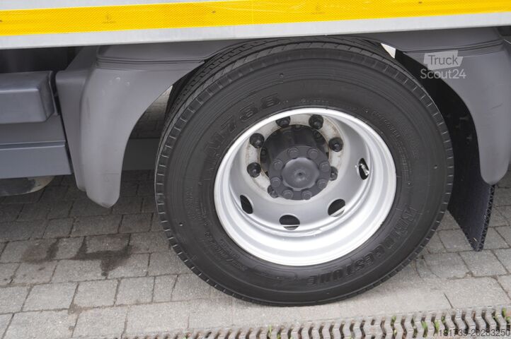 камиони за транспорт на автомобили Mercedes-Benz Atego 1224 / New galvanized tow truck