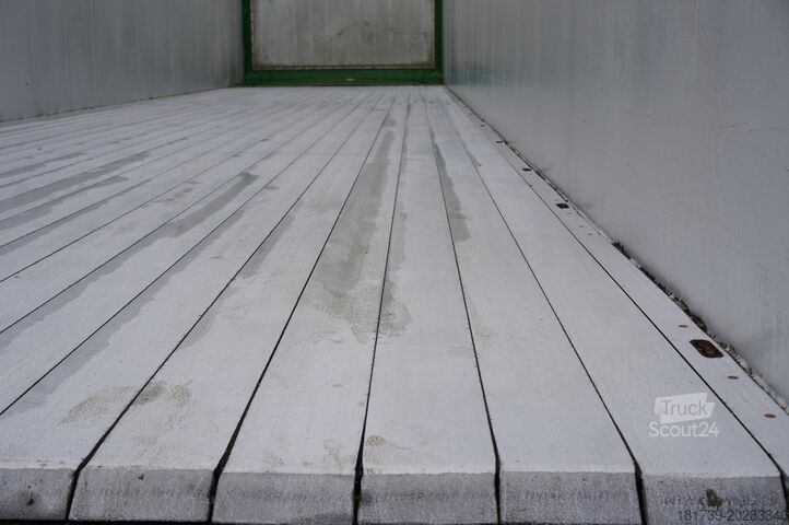 Ημιρυμουλκούμενο με κινητό δάπεδο Schwarzmüller Walking floor semi-trailer / 2021 / 4 un