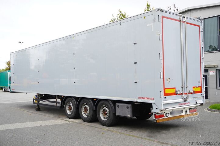 Ημιρυμουλκούμενο με κινητό δάπεδο Schwarzmüller Walking floor semi-trailer / 2021 / 4 un