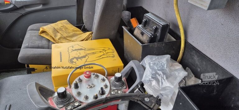 Автобетононасос Mercedes-Benz 3241 PM 21-3   Liebherr 7 cbm PUMI Putzmeister Liebherr