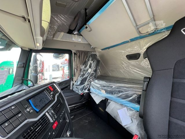 Samochód do przewozu drewna IVECO X-WAY 570 6x4 BL Kurzholz KRAN nach Wahl !!!