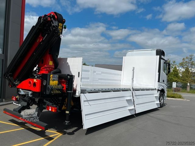 Ciężarówka z płaską platformą MERCEDES-BENZ ACTROS 2548/6X2/KRAN PALFINGER/FASSI AUF LAGER!!