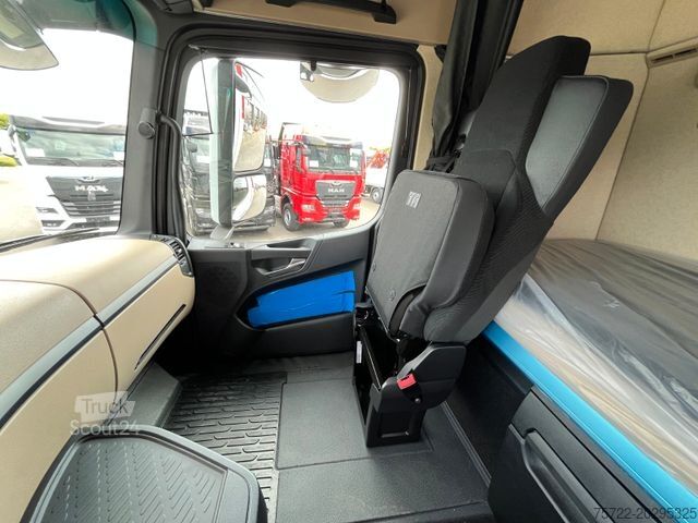 Ciężarówka z płaską platformą MERCEDES-BENZ ACTROS 2548/6X2/KRAN PALFINGER/FASSI AUF LAGER!!