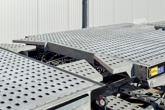 Automobilių pervežimo sunkvežimis MERCEDES-BENZ Actros Autotransporter für 5 PKW