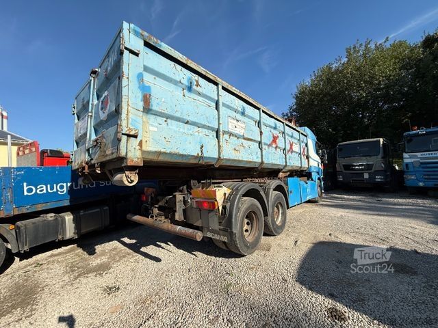 Tovornjak s kavljem za kontejnerje SCANIA R420