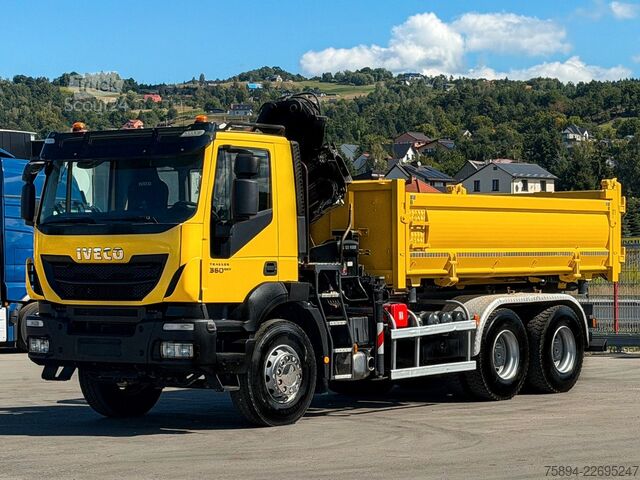 Jeřáb na nákladním automobilu IVECO TRAKKER 360 Kipper 4,90 m HIAB 122 B-2 FUNK 6x4!